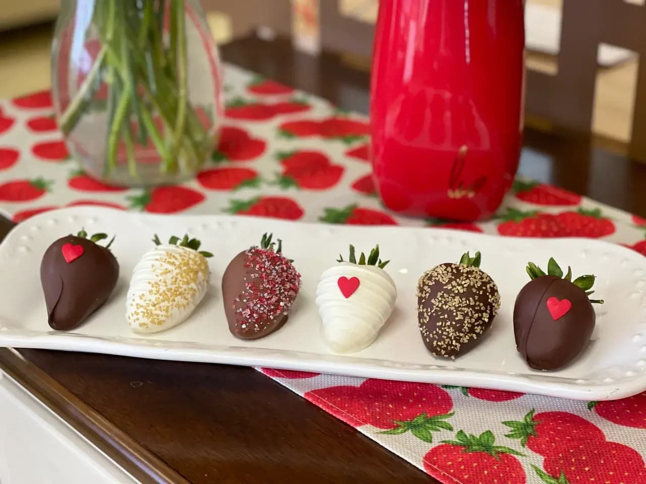 Valentine's Chocolate Dipped Strawberries